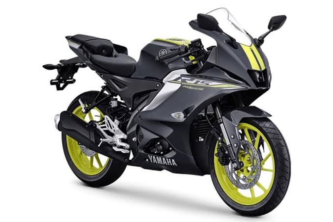 Yamaha R15 Best bike under 2 lakh in India